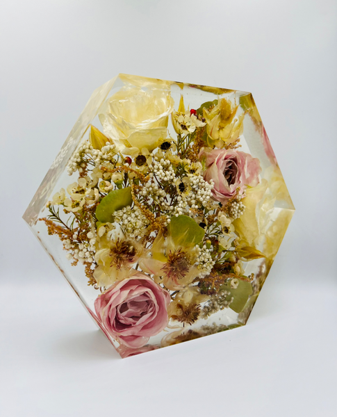 Közepes méretű hexagon emlékőrző (20.5x18x5cm) RENDELÉSRE