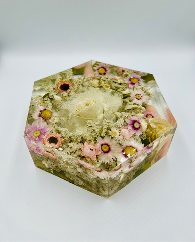 Kis méretű hexagon emlékőrző (16x14x5cm) RENDELÉSRE