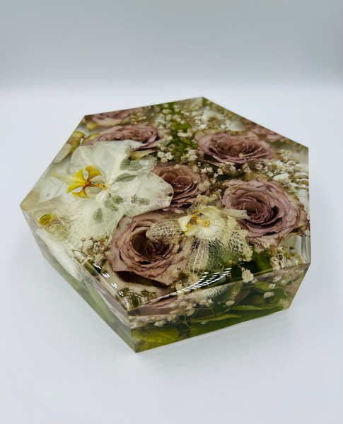 Kis méretű hexagon emlékőrző (16x14x5cm) RENDELÉSRE
