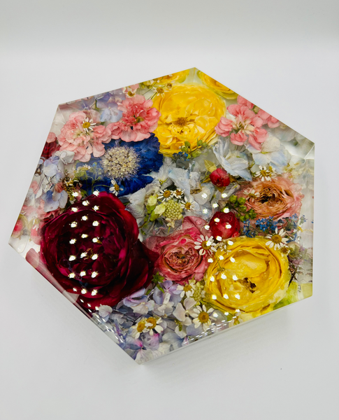 Közepes méretű hexagon emlékőrző (20.5x18x5cm) RENDELÉSRE