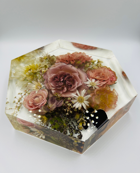 Közepes méretű hexagon emlékőrző (20.5x18x5cm) RENDELÉSRE