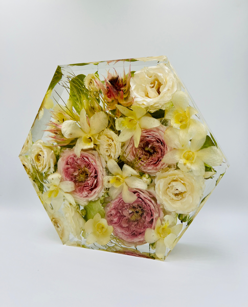 Közepes méretű hexagon emlékőrző (20.5x18x5cm) RENDELÉSRE