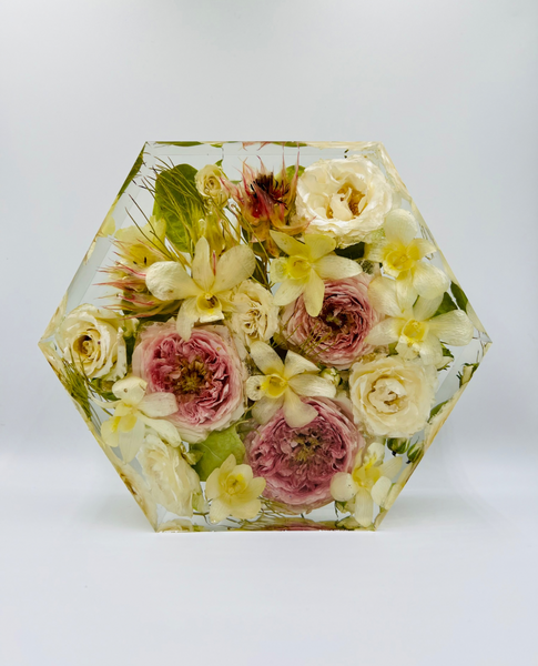 Közepes méretű hexagon emlékőrző (20.5x18x5cm) RENDELÉSRE