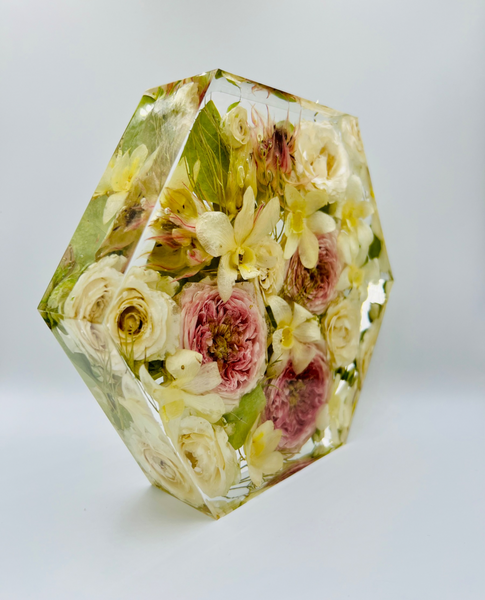 Közepes méretű hexagon emlékőrző (20.5x18x5cm) RENDELÉSRE