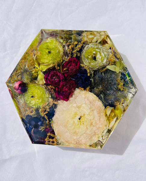 Közepes méretű hexagon emlékőrző (20.5x18x5cm) RENDELÉSRE