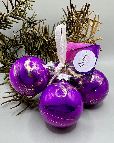 Karácsonyfadísz (gömbdísz)