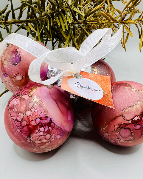 Karácsonyfadísz (gömbdísz)